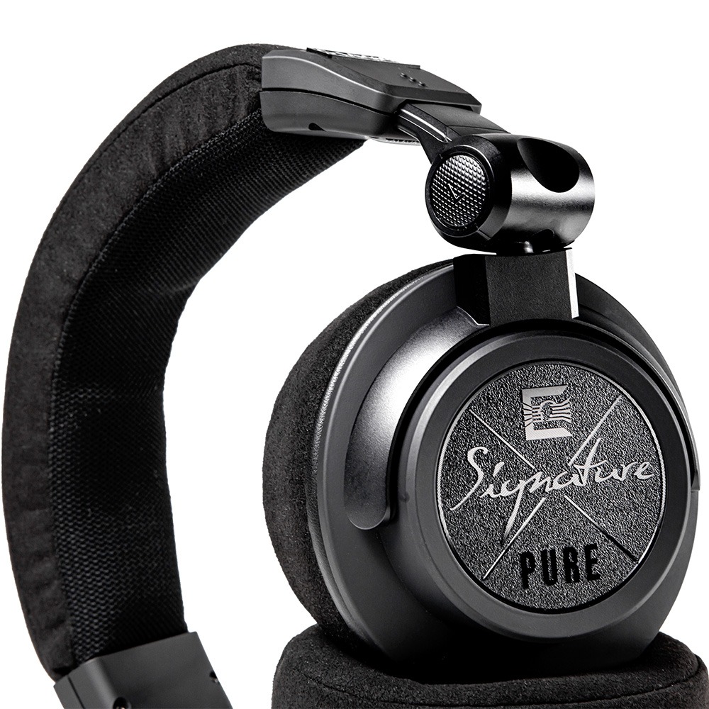 ULTRASONEのDJモニターヘッドフォン「Signature PURE BLACK」