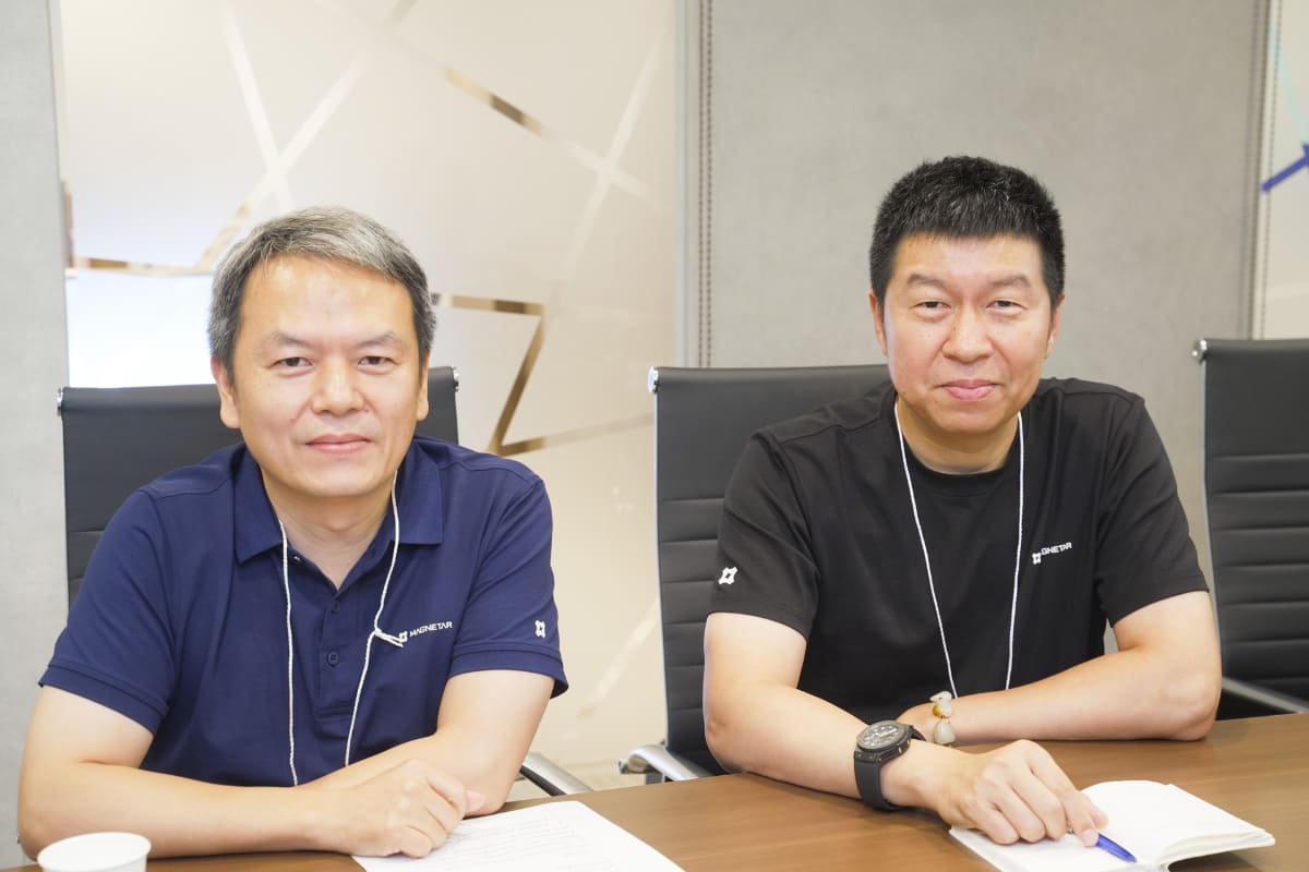 右がMAGNETARの事業部長であるShawn Xue氏