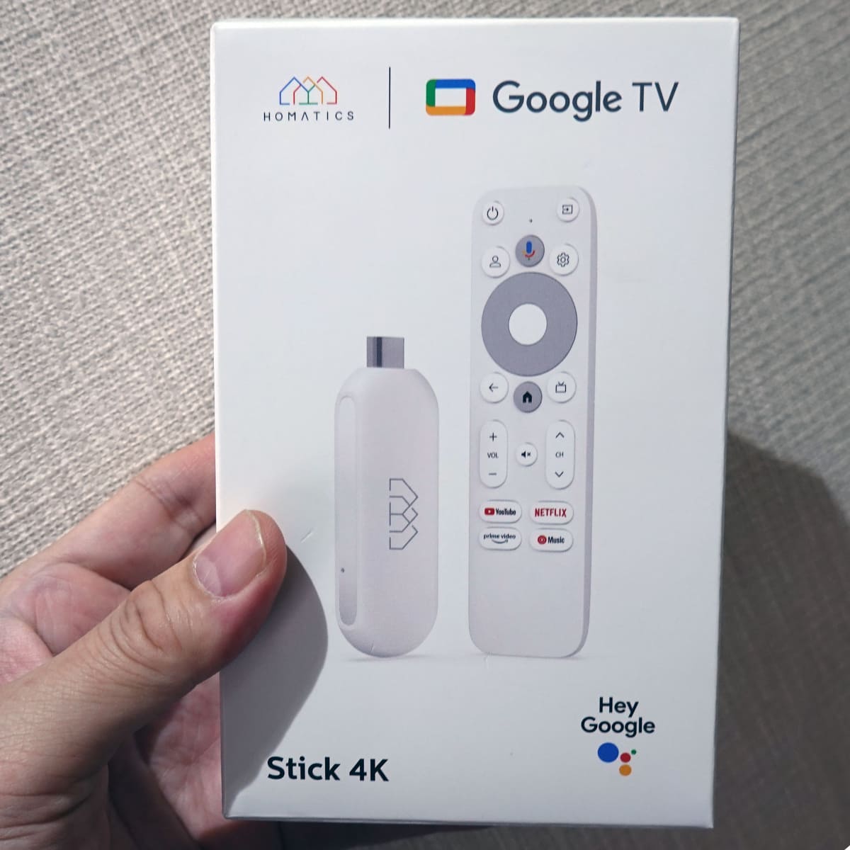 商品パッケージにはHOMATICS製の「Stick 4K」が付属してきた