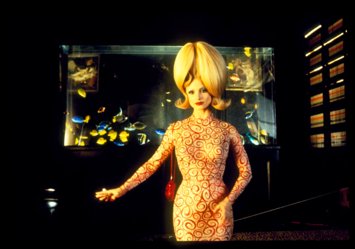 <span class="fnt-70">(C) 1996 WARNER BROS. ENTERTAINMENT INC. BASED ON MARS ATTACKS © THE COPYRIGHTED PROPERTY OF THE TOPPS COMPANY INC. ALL RIGHTS RESERVED.</span>