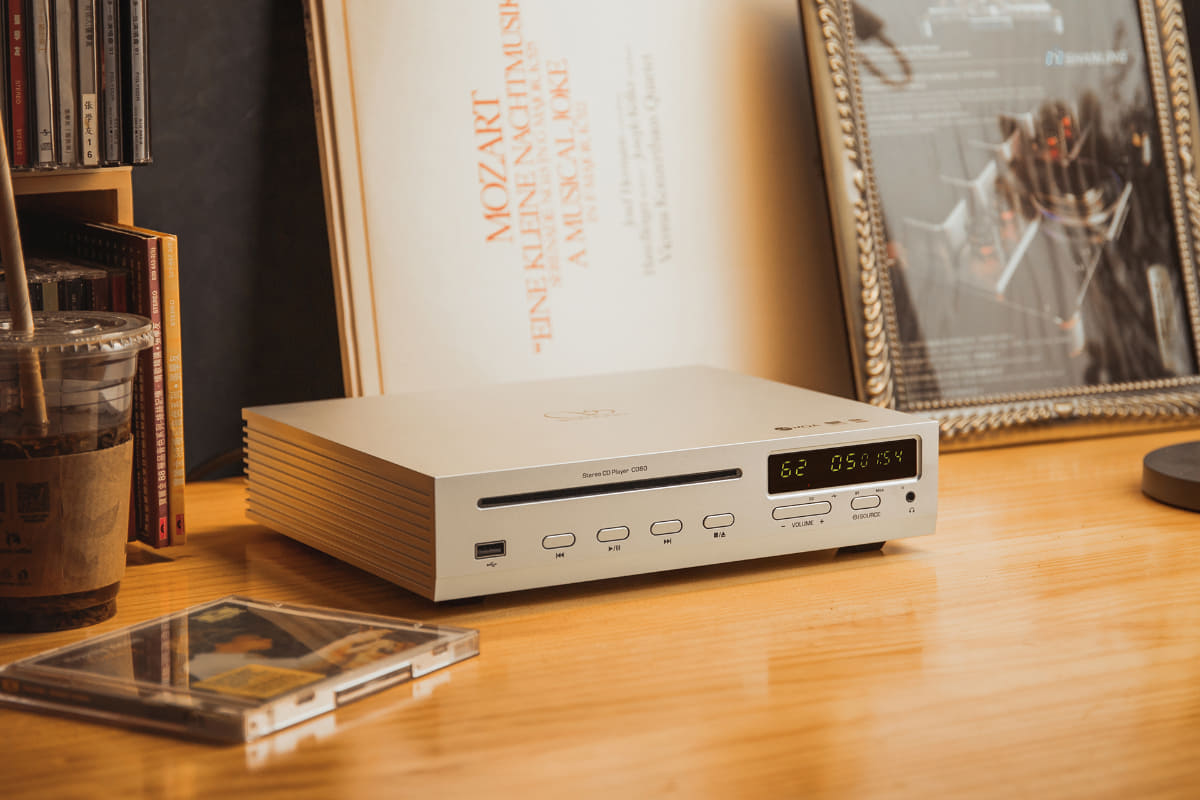 コンパクトデスクトップCDプレーヤーも手掛けた