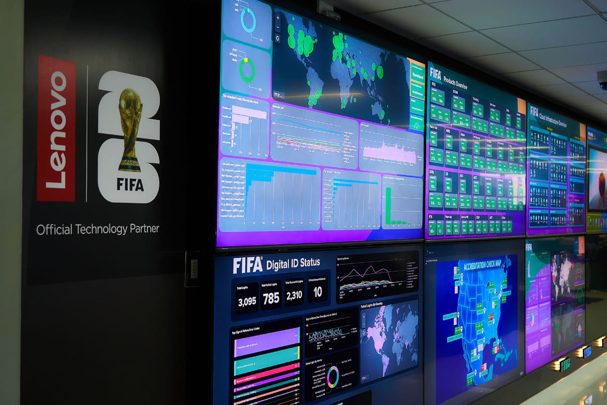 W杯を支える「テクノロジー・コマンドセンター」の巨大ディスプレイ(写真提供：FIFA)