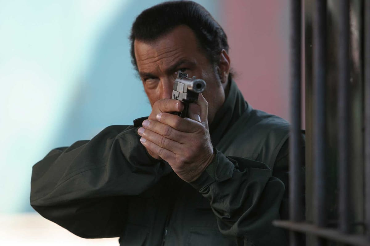 <span class="fnt-70">(C)2007 PUEBLO FILM DISTRIBUTION LIMITED. ALL RIGHTS RESERVED.</span>