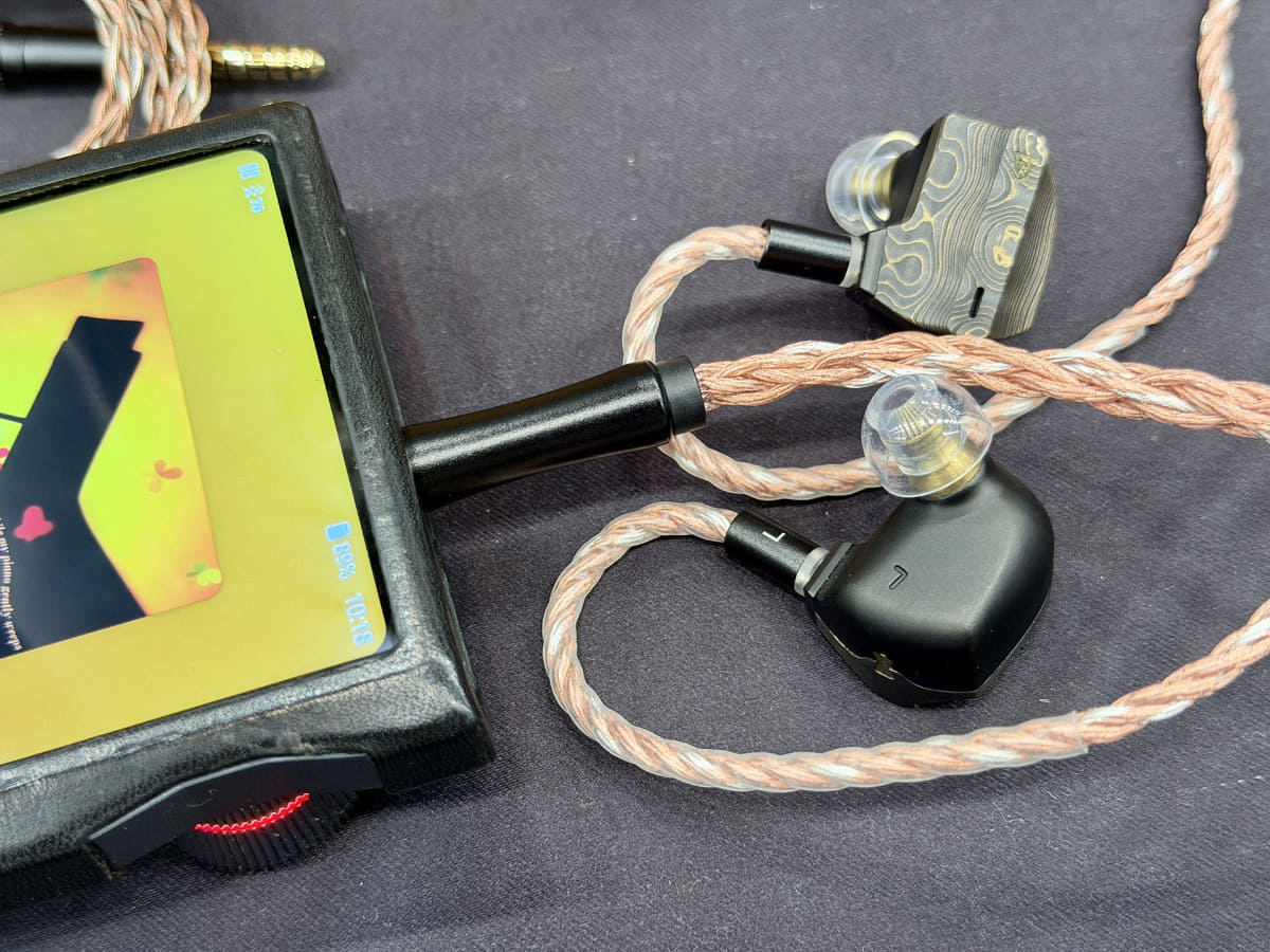 Campfire Audio「Chimera」