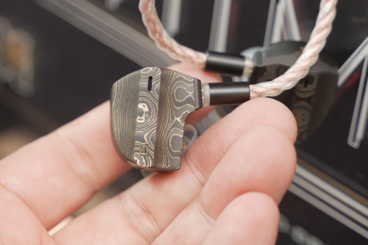 Campfire Audio「Chimera」