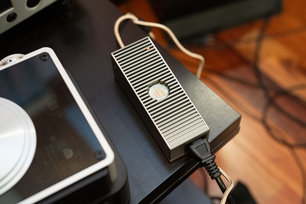 SilentPowerが開発したACアダプター「iPower Elite 15V」