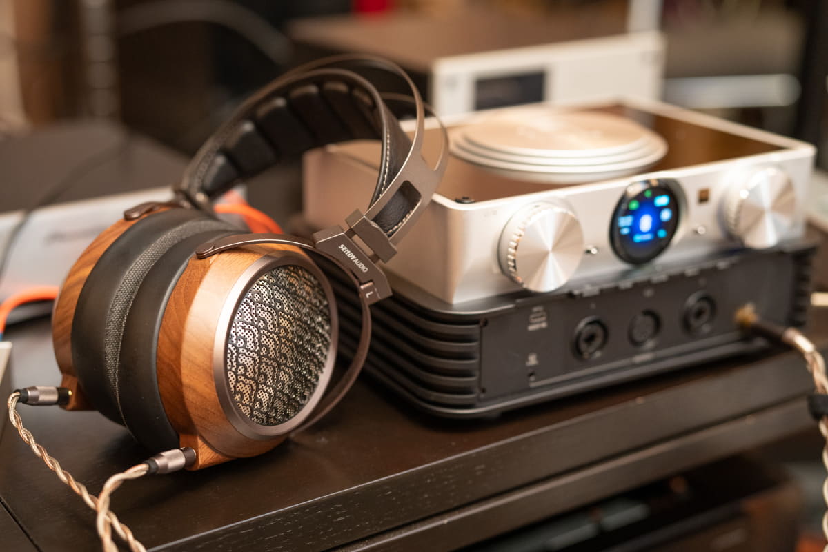 SINDY AUDIOの「Eagret」でヘッドフォンサウンドも体験