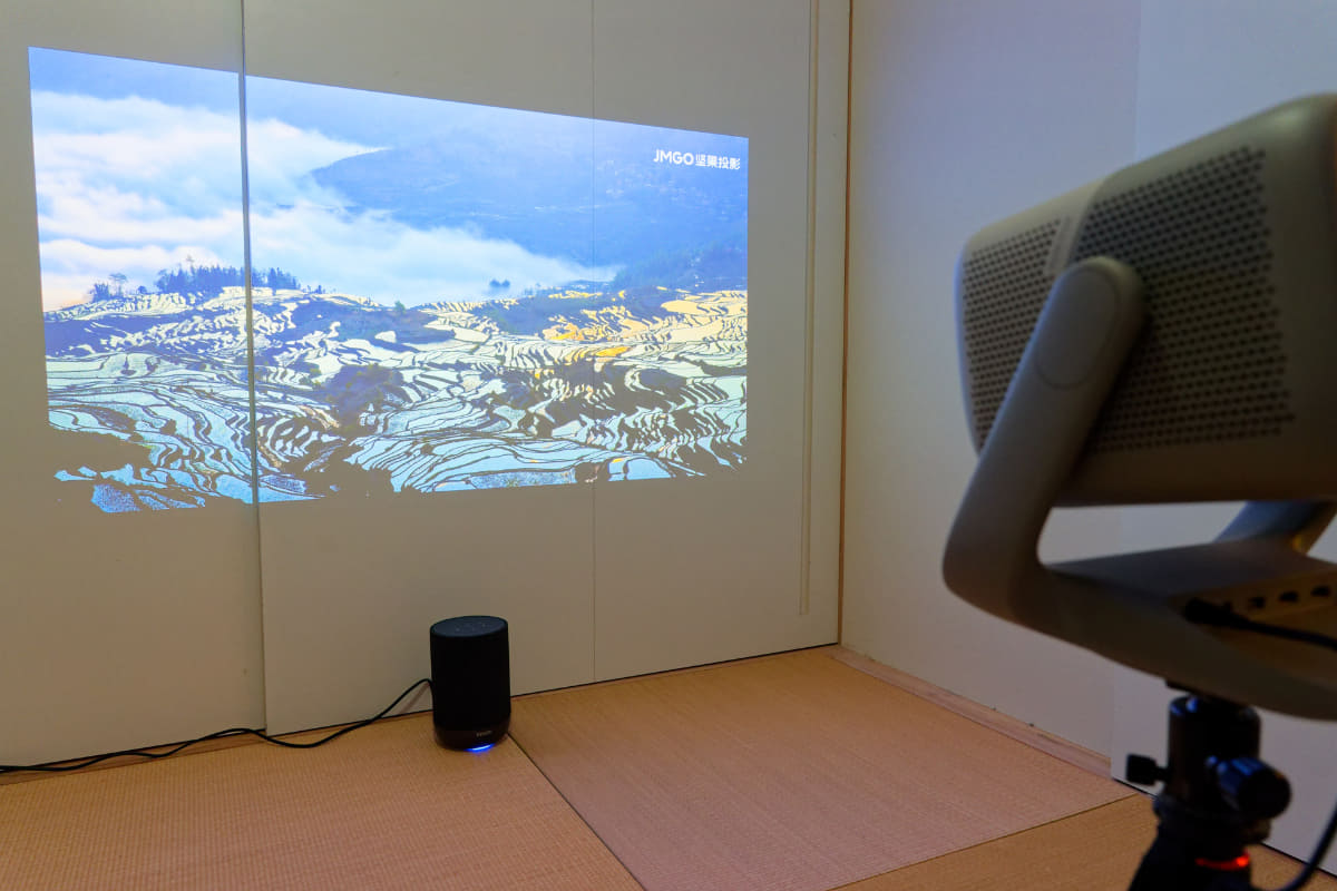 DENON HOME 200とJMGO N3 4Kで映画再生中、のイメージ