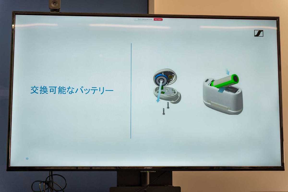 イヤフォン、ケースともにバッテリーはユーザー自身で交換できる