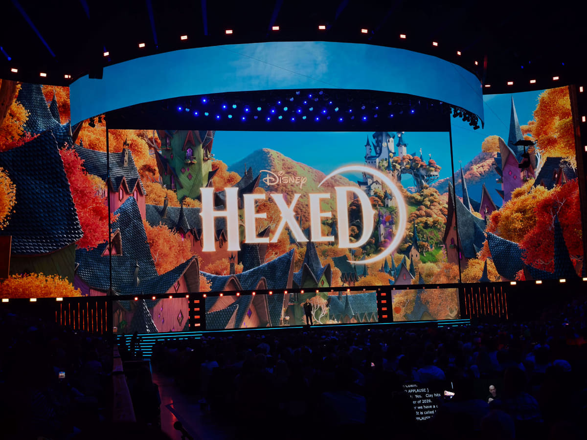 今年11月公開のディズニーオリジナル新作「Hexed(『ビリーと魔法のはじまり』)」もお披露目