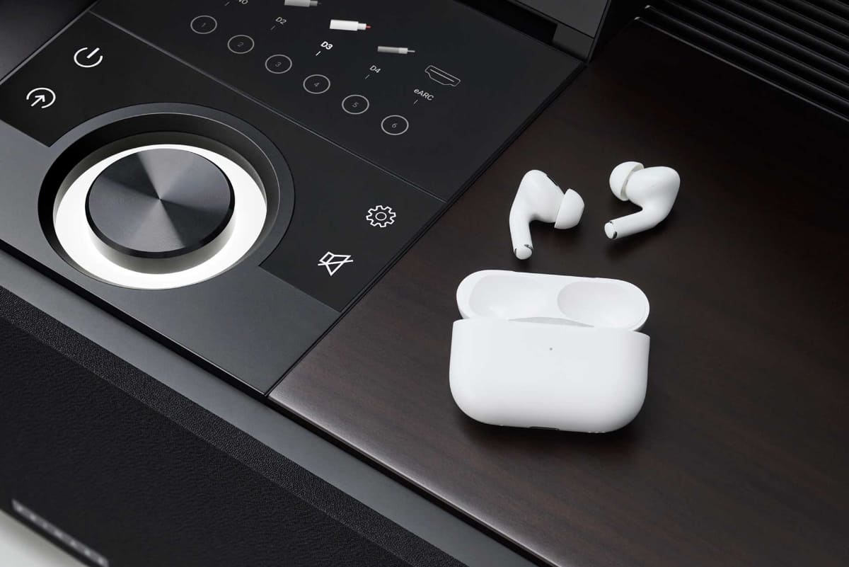 有線/Bluetoothのイヤフォンやヘッドフォンに対応する