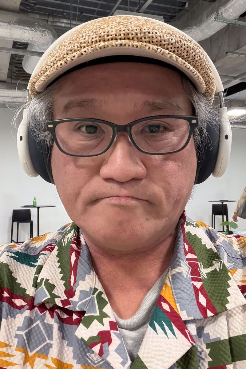 筆者もつけてみた。バンドを含めてかなりカジュアルだ