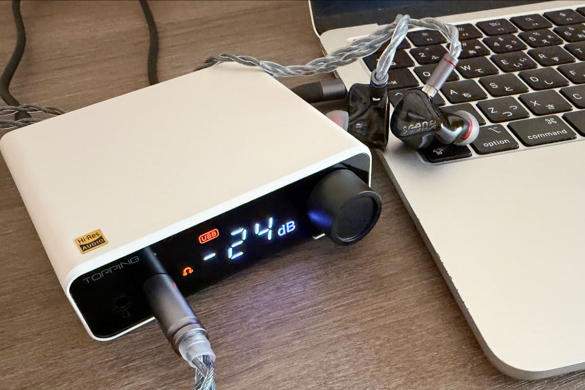 ノートPCにはUSB-CケーブルでつなげばOK