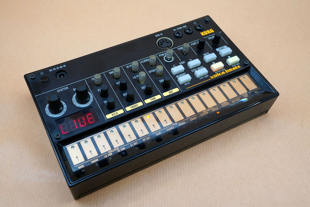 リズムを担当する volca beats