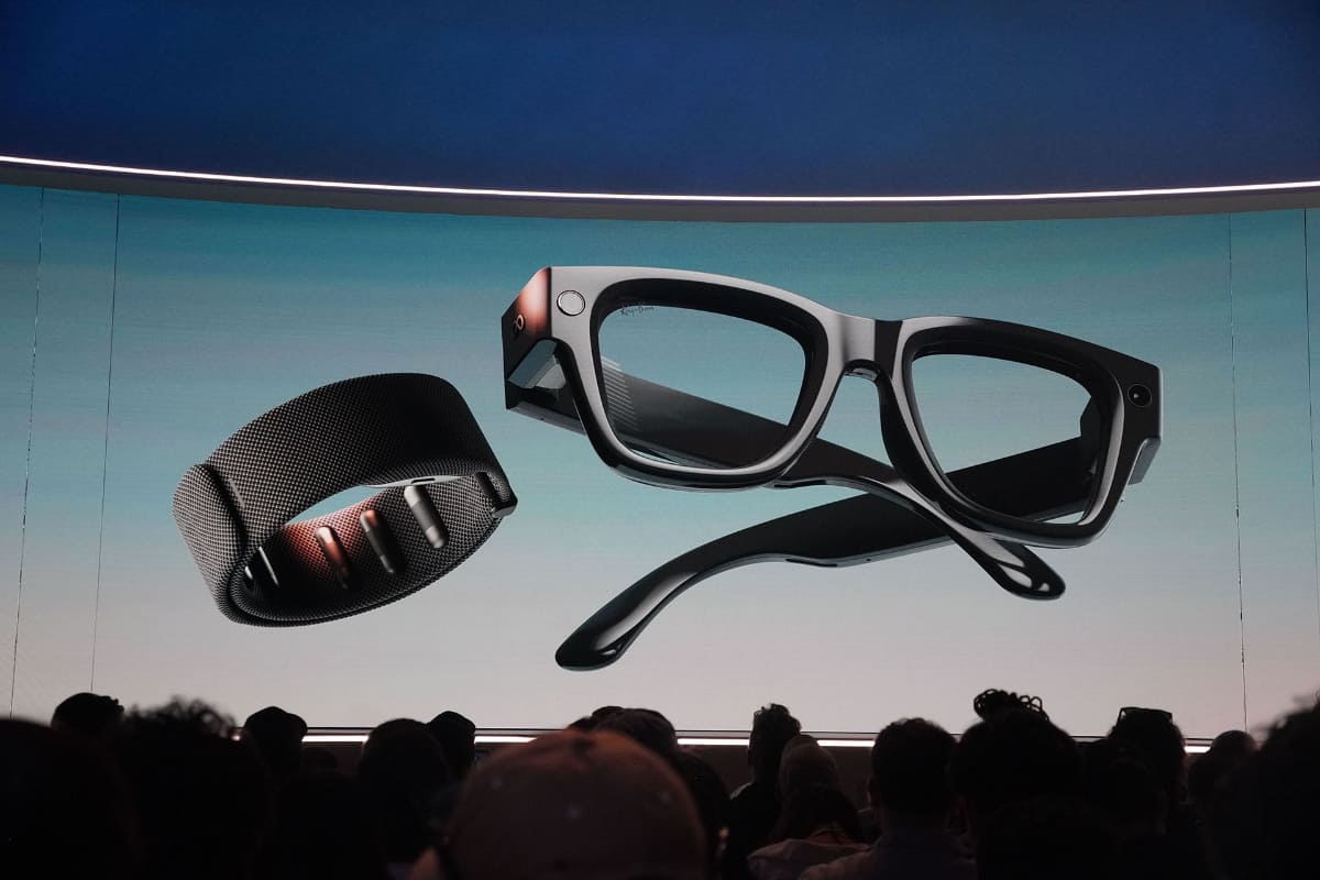 Meta Ray-Ban Displayは、アメリカでの発売から1年を経て、生産がようやく追いついた