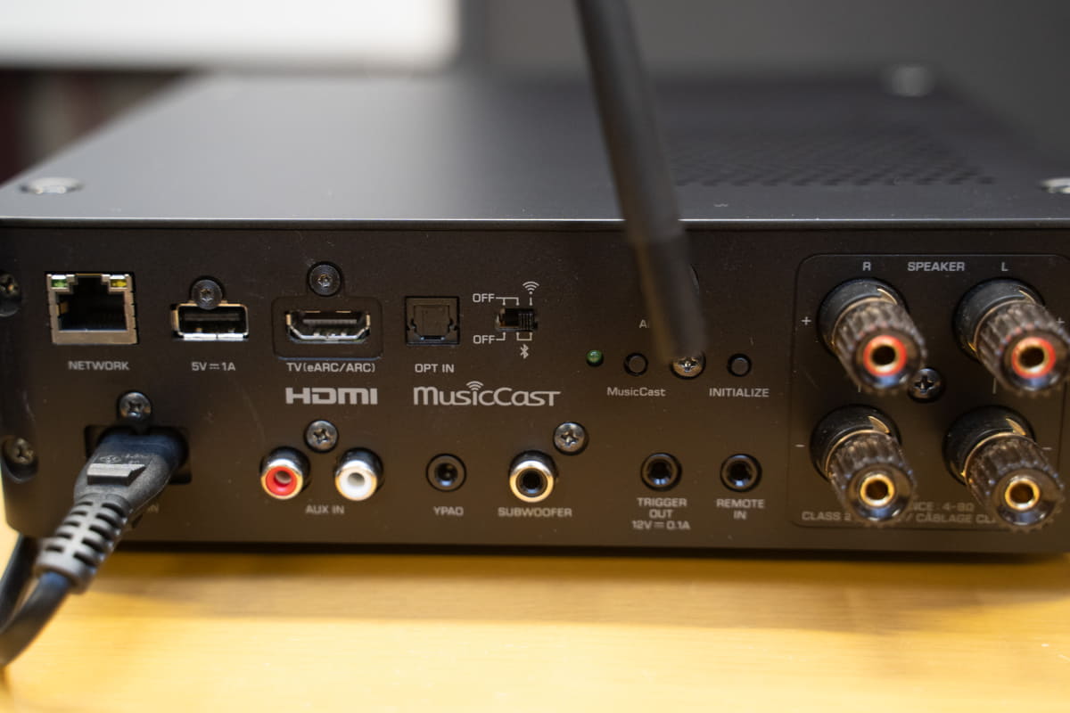 WXA-70Aの背面