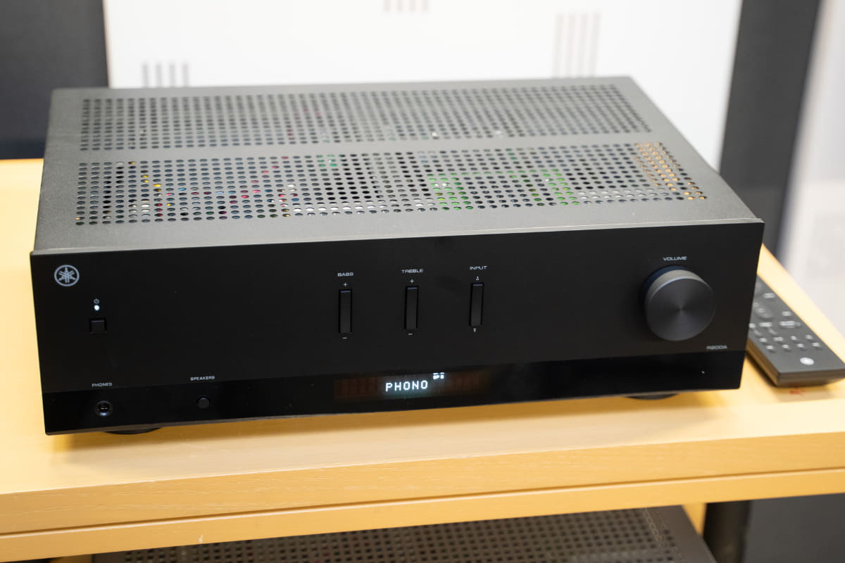 「R200A」ブラック