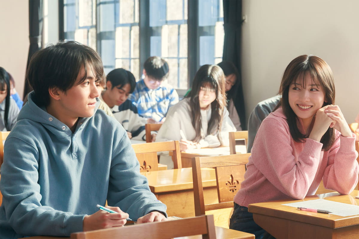 <span class="fnt-70">Netflix映画「僕の狂ったフェミ彼女」2026年12月3日(木)Netflixにて世界独占配信</span>