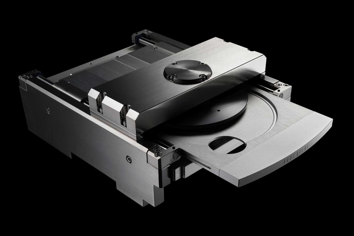 エソテリック独自のSACDトランスポート・メカニズム「VRDS-ATLAS」を搭載