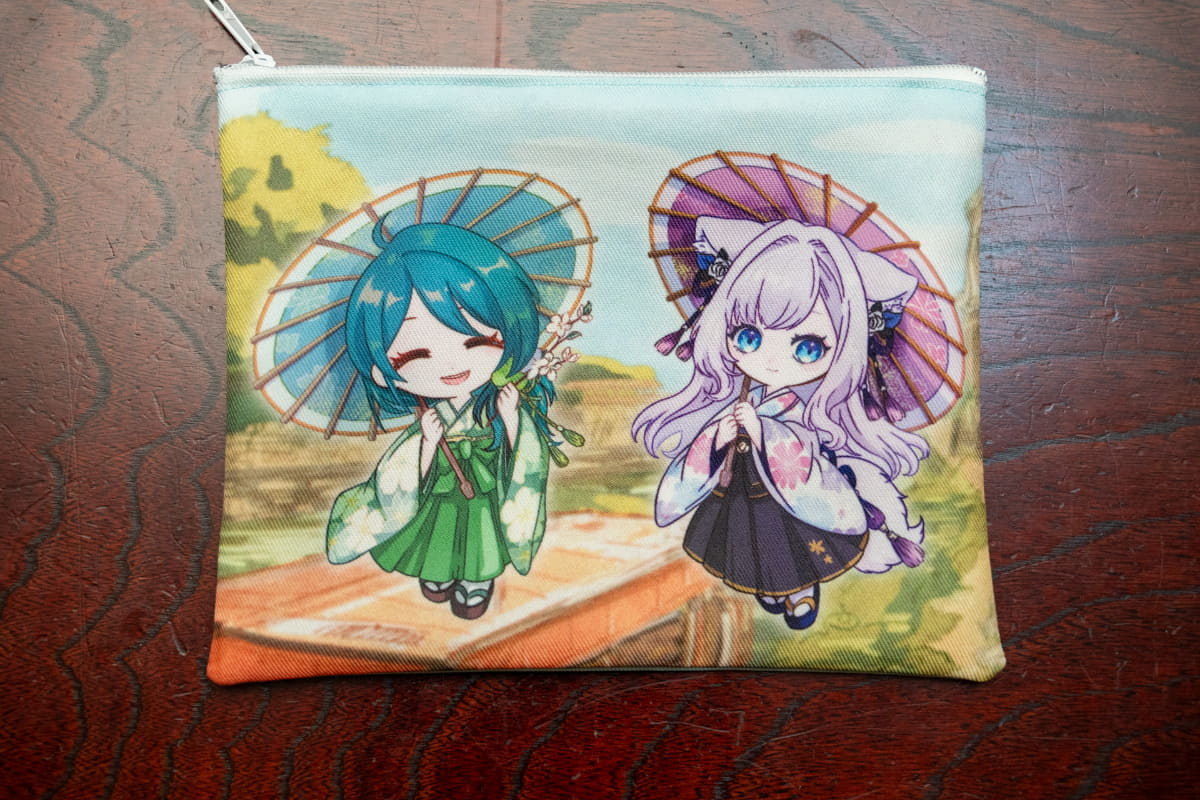 ゆきんことすみっこの皆さんの買い物が終わったあとにまだ在庫があったポーチを購入しました。2人とも可愛い