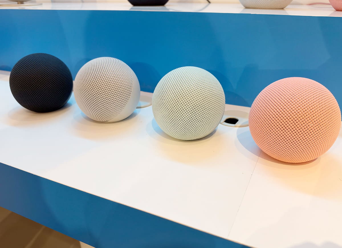 新Echo Dot。ファブリックの編み目が細かくなった