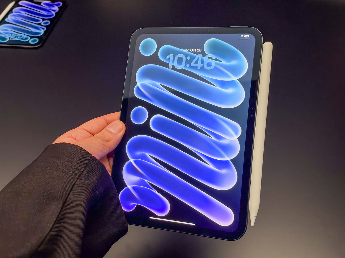 iPad miniもOLEDに。視野角の影響がほとんどなく、発色も良い