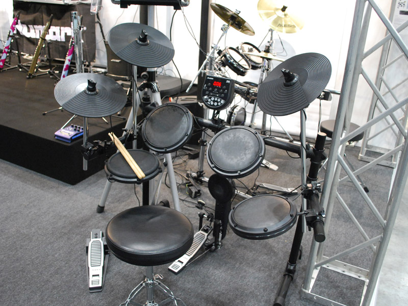 エレクトリック・ドラムセット「DM6 Kit」