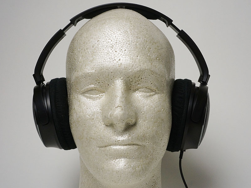 MA500。ハウジングに銀色のリングがついているのがデザインアクセント