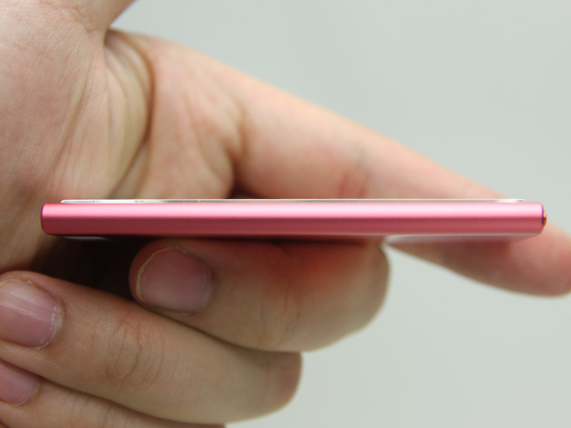 <CENTER>側面</CENTER>