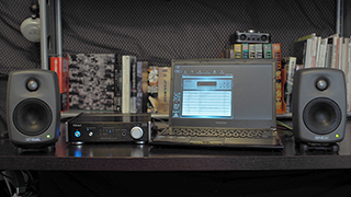 ミニレビュー】プロ向けのGENELECモニタースピーカー最小機「8010A」を