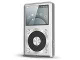FiiO、約2万円のハイレゾポータブル「X1」。X型配置ボタンで操作。8GB
