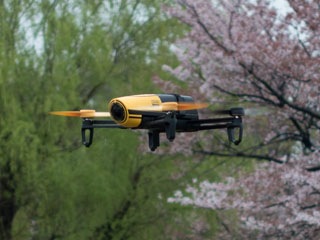 小寺信良の週刊 Electric Zooma!】第706回:もはや空飛ぶカメラ? 手軽に