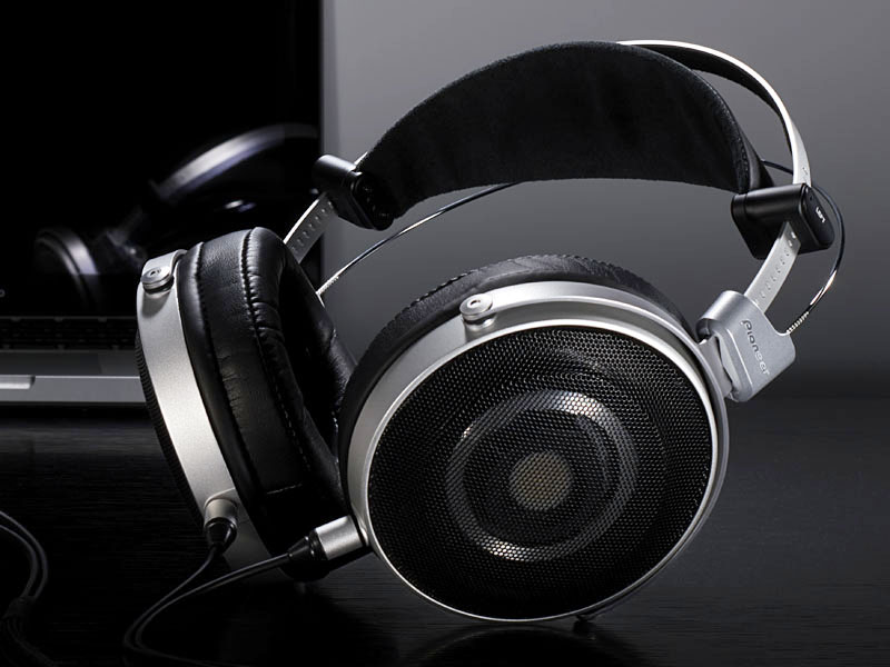 オープンエア型の「SE-MASTER1」