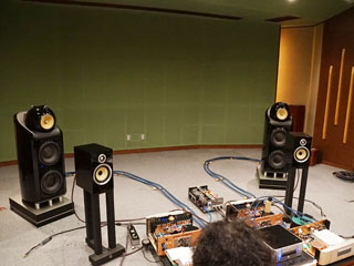 レビュー】“ぶっ飛んだ仕様”で作ったら人気機種に!? マランツ“小さな