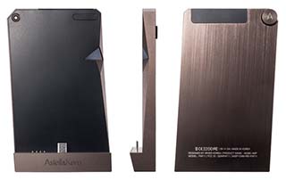 50万円プレーヤー「AK380」を高出力化するジャケット型アンプ。99,980