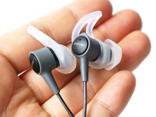 美品　Bose SoundTrue Ultra in-ear イヤホン Amazon.co.jp: Bose SoundTrue Ultra in-ear headphones - Apple