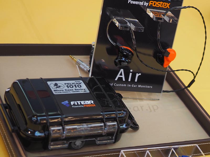 ペリカンケースなどが付属