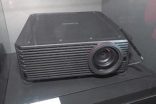 8Kカメラ、8K/HDR、360度3D映像、4Kプロジェクタなど「Canon EXPO」で