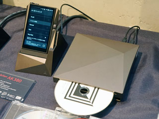PC使わずAKハイレゾプレーヤーに直接CDリッピング、「AK CD-RIPPER