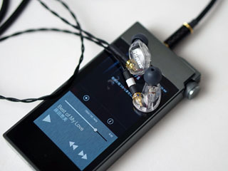 プレイバック2015】安くたって高音質、Shureの定番イヤフォン「SE215