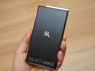 薄くなった、ARのエレガントハイレゾプレーヤー「AR-M20