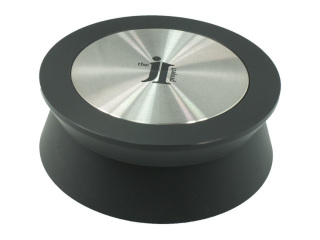 ナスペック、黄金分割比採用レコードスタビライザーとXLRデジタル