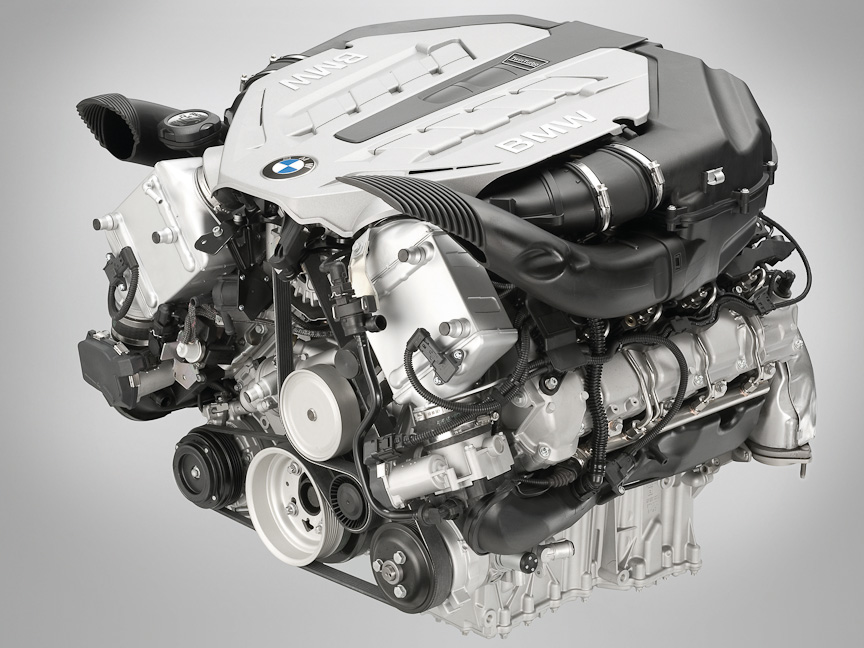 4.4リッターV型8気筒ツインターボエンジン