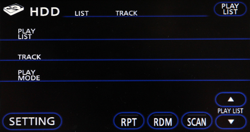 オプション設定されているオーディオ一体型HDDナビゲーションシステム。ナビゲーション部は40GBのHDD、7インチのVGAモニターを採用するとともにG-BOOK ALPHAに対応。Bluetooth対応の携帯電話を接続して渋滞情報の取得やオペレーターを介したサポートも受けられる（有料サービス）。オーディオ部は最大約2000曲をHDDへ記録可能なほか、CD/DVDプレーヤー、AM/FMチューナーを搭載。各種調整も画面上で行なえる。スピーカーは6ユニット、合計10個を配置