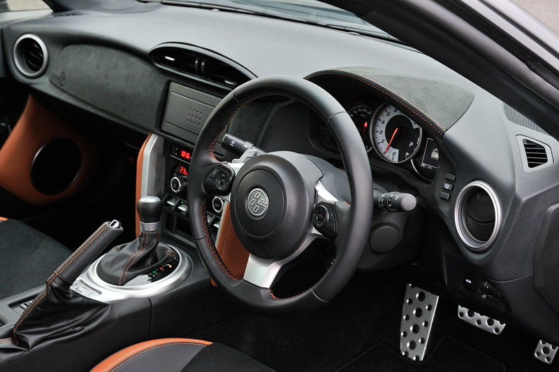 GT“Limited”のインテリア。内装色は専用の「タン＆ブラック」