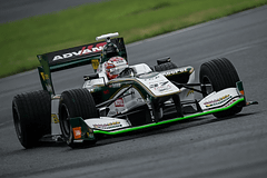 中嶋一貴選手ら3名のドライバーが2016年のル・マン24時間レースを