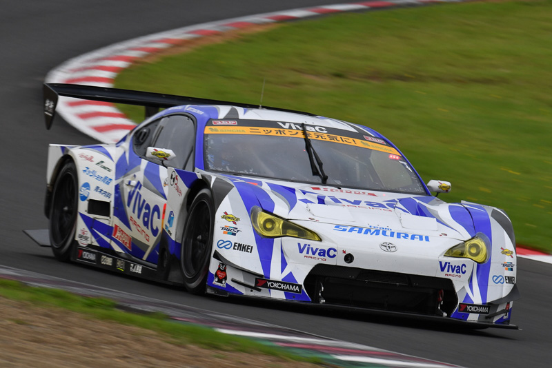 25号車 VivaC 86 MC（土屋 武士/松井 孝允組、YH）