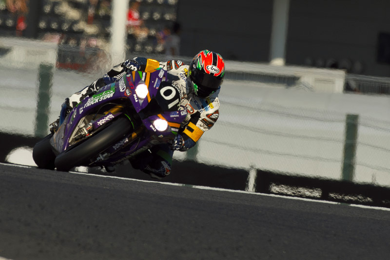 熱いバトルを繰り広げた01号車EVA RT TEST TYPE-01 TRICK STARと、7号車YART YAMAHA - OFFICIAL EWC TEAM