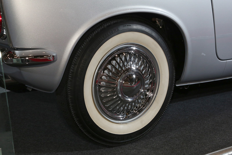 タイヤはBFグッドリッジで、サイズは6.20-12のバイアスタイヤだ