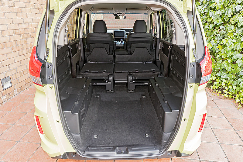 2列目シートを収納した状態